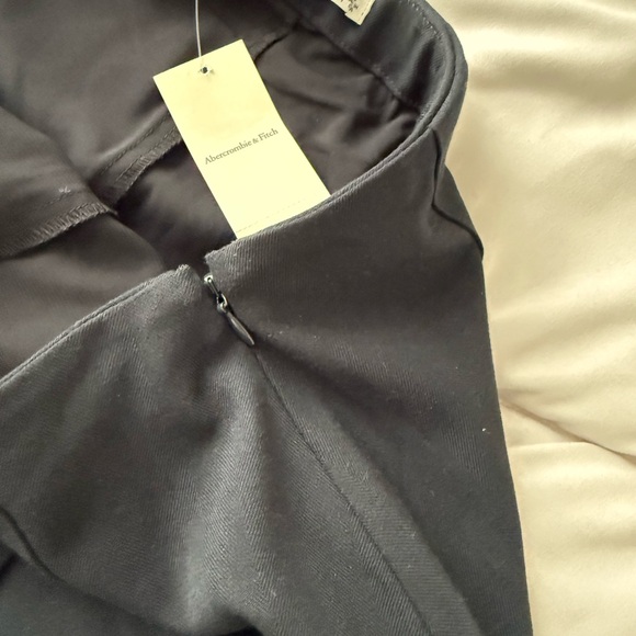 Abercrombie & Fitch Black Mini Skort - Picture 5 of 7